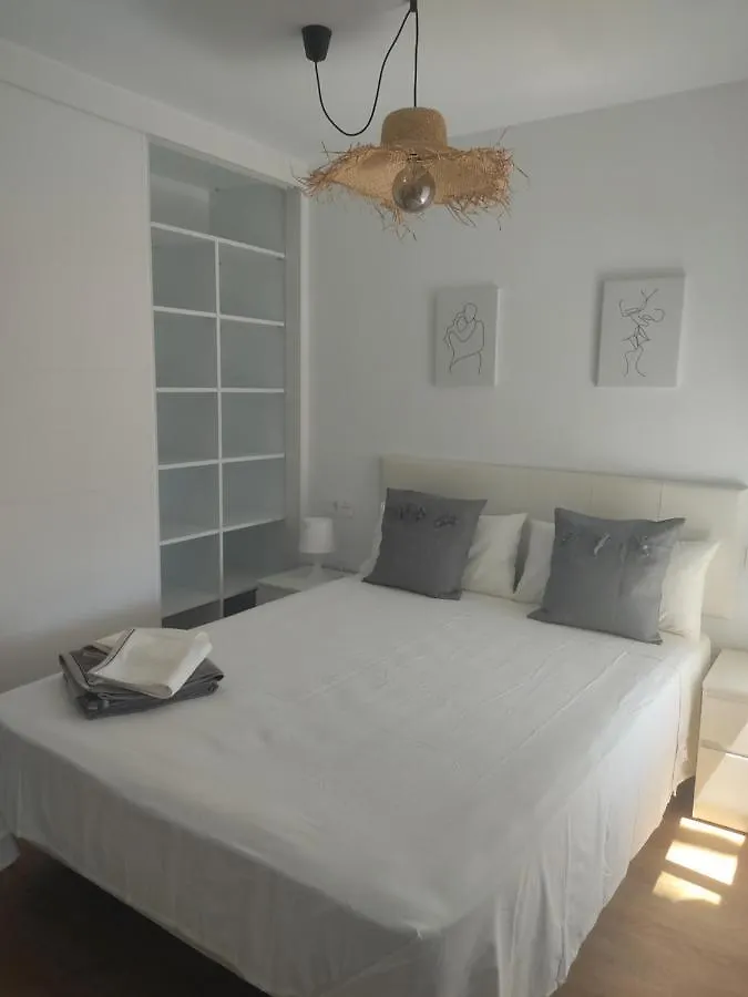 Hh Apartamento Альгарробо-Коста Апартаменты